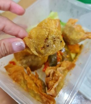 Cold and hard and soggy when delivered... why Place together with Ahzar??? ~ 8/6/22 at Daily Green 吉祥素 - Blk 721 Ang Mo Kio in Northeast Singapore