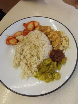 Chicken rice very tasty even without chilli added at Daily Green 吉祥素 - Blk 721 Ang Mo Kio in Northeast Singapore