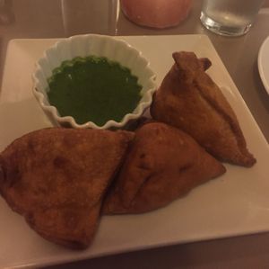 samosas at Arya Bhavan in Chicago