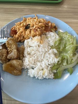   at Guang Yuan 广缘 - Punggol Oasis in Northeast Singapore