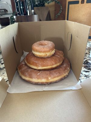 🤤  at Donutopolis in Poway