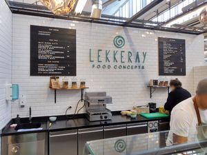 Mezze place with vegan combo plate and falafel at Freiruum in Zug