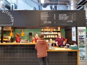 Burger place with vegan burger at Freiruum in Zug