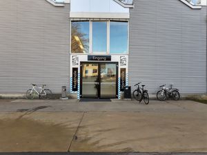 Entrance from Aabachstrasse at Freiruum in Zug