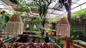 Garfen Setting at Downtown - Vegan Garden Restaurant in Chiang Mai