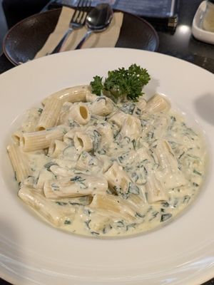 Rigattoni with Spinach Cream at Downtown - Vegan Garden Restaurant in Chiang Mai