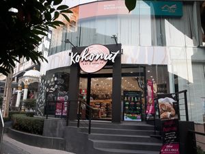 Outside at Kokonut in Bangkok