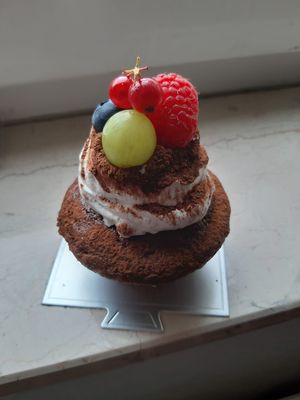 If theres berries on it, it is good for you!  at Namu Sweets in Dortmund