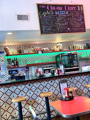 Bar   at The Chicago Diner - Lakeview in Chicago