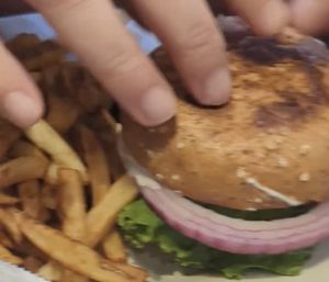 Chicken sandwich at The Chicago Diner - Lakeview in Chicago