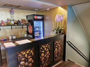  at Sawaddee in Haemeenlinna