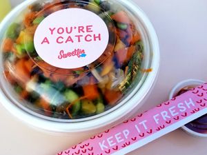 Build Your Own Bowl at Sweetfin in Del Mar