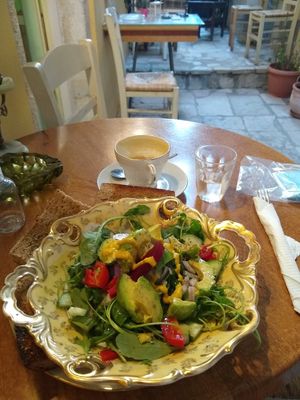 Avocado salad 🥗🥰 at Bizou Cafe in Corfu