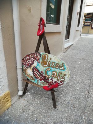 Welcome board at Bizou Cafe in Corfu