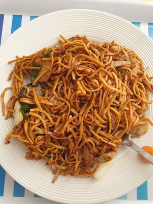 Vegetable chow mein at Jade Garden in Weymouth