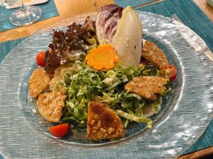 Salatteller mit Sellerieschnitzel  at Hotel Restaurant Löwen in Schopfheim