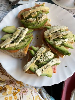 Toast with tomato, avocado, and tofu  at La Libre in Madrid