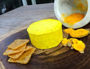 Fresco com cúrcuma e kümmel at Ecozy in Sao Paulo