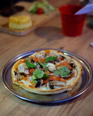 Pizza at Cute Gastro Pub in Izmir