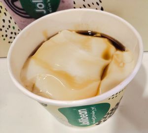 Brown sugar beancurd at Jollibean - Marina Bay Link Mall in Central Singapore
