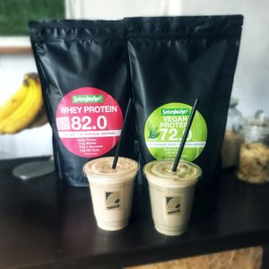 Protein shake with whey (vegetarian) or pea (vegan) at Fitness in Life in Tokyo