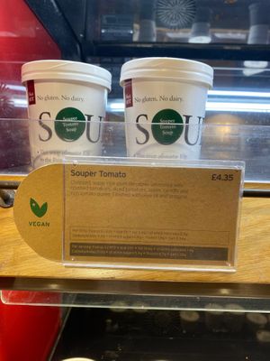 There were three choices of vegan friendly fresh soups when I visited at Pret A Manger in South Mimms