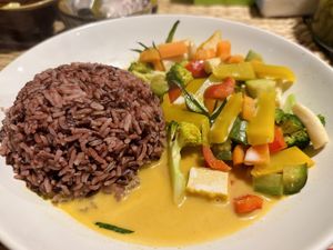 Vegan panang curry with brown rice (80 THB)  at Khao Soi Jitlut in Pai