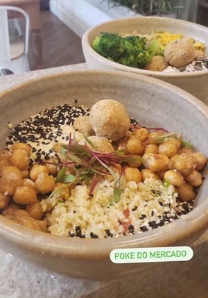 Poke bowl  at Mercado Vida Saudável in Fortaleza