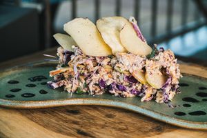 Salpicão with chips at Mercado Vida Saudável in Fortaleza