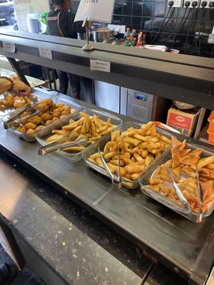 Hot buffet options  at Su Vegan Buffet in West London