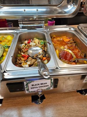 Black bean soya chicken at Su Vegan Buffet in West London