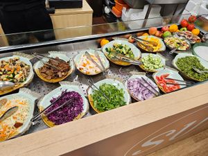 Salad bar at Su Vegan Buffet in West London