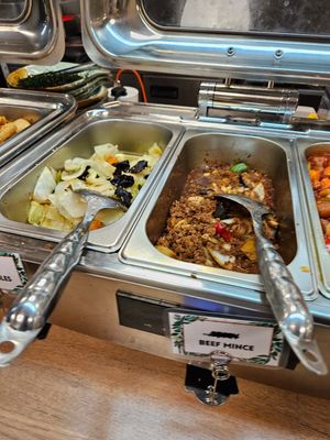 Veg, beef mince at Su Vegan Buffet in West London