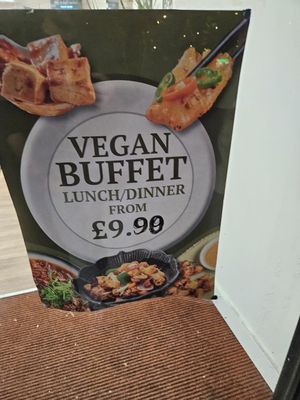 Buffet price at Su Vegan Buffet in West London