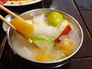 Dessert at Su Vegan Buffet in West London