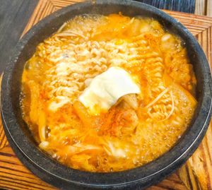 Stone pot kimchi ramen at Vege Art 艺素 in Johor Bahru