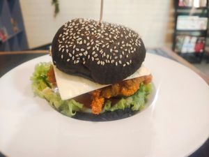 Abalone mushroom charcoal bun burger at Vege Art 艺素 in Johor Bahru