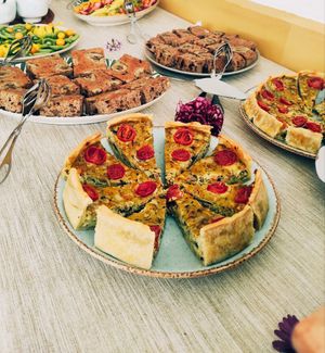 Brunch - quiche and banana bread at Lettuce B in Torres Vedras