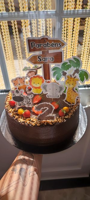 Birthday cake at Lettuce B in Torres Vedras