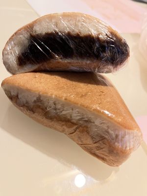 Red bean, peanut pancakes  at Jollibean - Raffles Place in Central Singapore