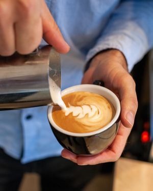 Australian style coffee.... Oat, Soy, Almond milks are our everyday thing.  Bio Fairtrade beans from Vandyck Roasters.  at Pie Me Café - Endenich in Bonn