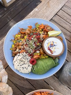 Buddha bowl  at Yonder in Les Deux Alpes