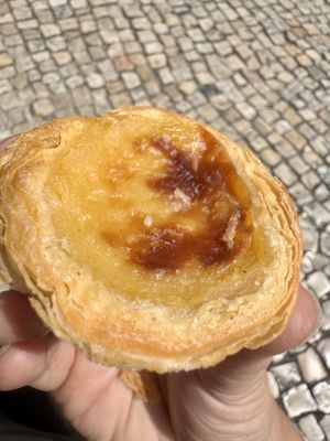 Pastel de nata vegano buenísimo   at Ca.fé Coffee House in Lisbon