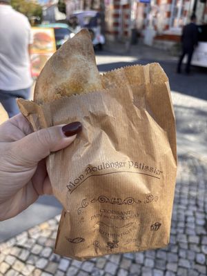   at Ca.fé Coffee House in Lisbon