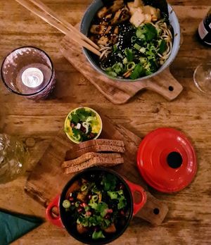 Tajine en Ramen at Vegane Glorie in The Hague
