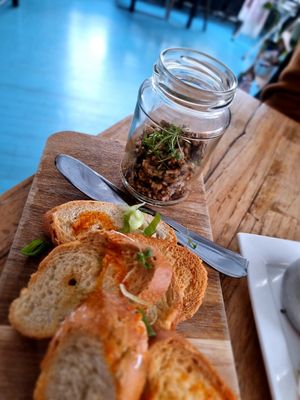 Pate at Vegane Glorie in The Hague