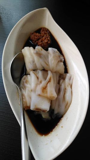 Steamed Rice Roll with Mushrooms at Living Seed 翠园素食馆 in Kota Kinabalu