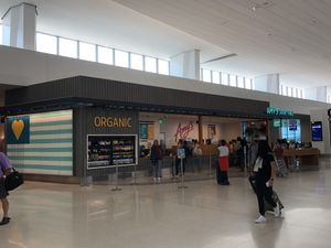 Amy’s  at SFO - Amy's Drive Thru - T1 in South San Francisco