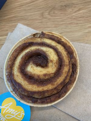 Vegan Cinnamon Roll at SFO - Amy's Drive Thru - T1 in South San Francisco
