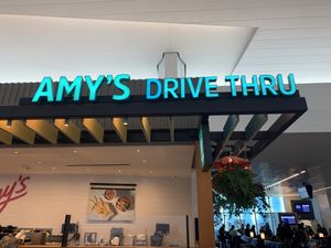 Storefront  at SFO - Amy's Drive Thru - T1 in South San Francisco